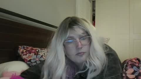 BjBambi online show from October 31, 9:21 am