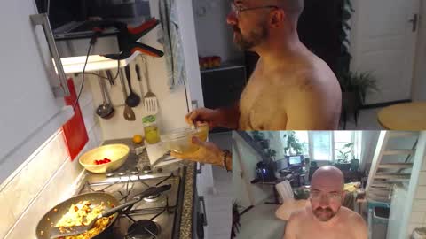 bazzz_8 online show from October 22, 3:35 pm