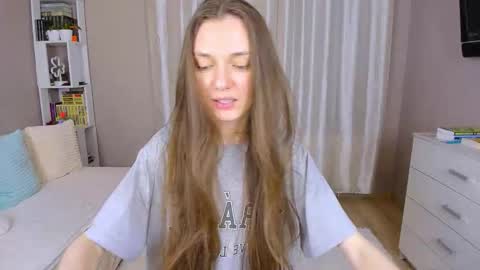 Snapshot of bb_lourels_ chatting on October 5, 2:57 pm Lourel I will be here on and online show from October 5, 2:57 pm