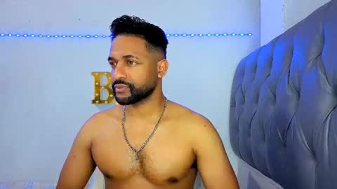 john online show from April 16, 4:23 am