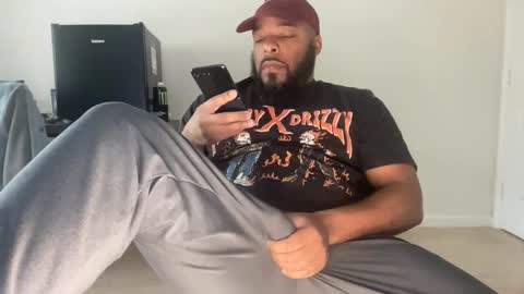 Zaddy online show from December 1, 7:56 pm