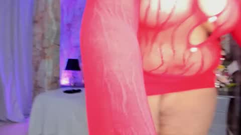 Bbwlatina01 online show from December 1, 12:36 pm