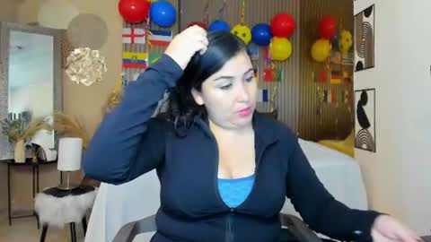 bbwluxurymuse online show from June 15, 11:57 am