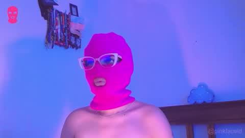 Amber  online show from October 7, 4:36 pm