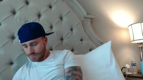 beachfun2526 online show from November 11, 5:48 pm