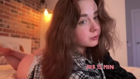 Snapshot of beam_kim chatting on February 7, 12:17 pm kim3 INDEPENDENT MODEL online show from February 7, 12:17 pm
