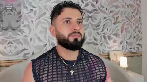 bear_mao_ online show from March 24, 11:38 am