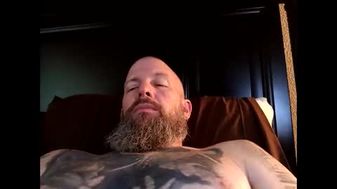 beardntattootx online show from November 10, 4:10 pm