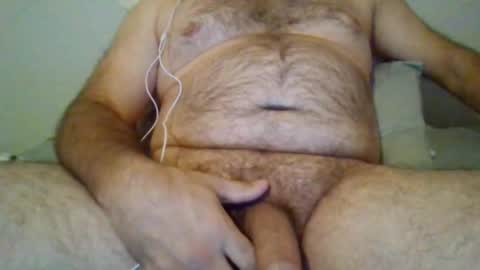 Snapshot of bearyuncut chatting on September 29, 2:32 am bearyuncut online show from September 29, 2:32 am