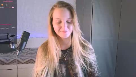 Beatrice online show from October 12, 9:38 pm