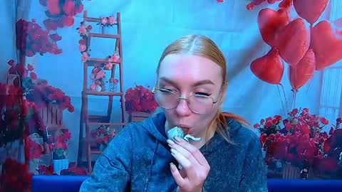 BeatriceFlyy online show from May 6, 12:44 pm