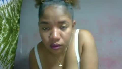 beatriicee online show from May 7, 8:04 pm