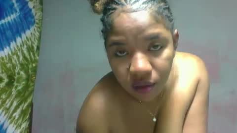 beatriicee online show from May 13, 4:22 am