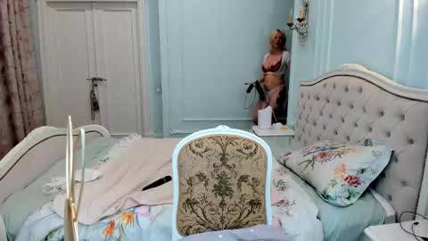 Chloe - Follow me on Fansly  online show from January 18, 5:16 am