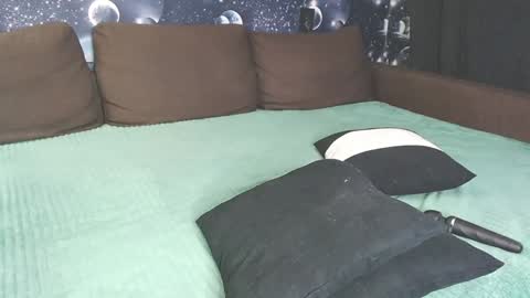 Gina online show from December 5, 5:21 am