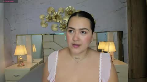   online show from April 15, 11:27 pm