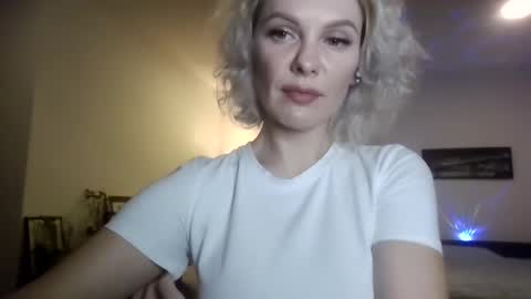Beautifulkollette online show from February 4, 11:49 pm