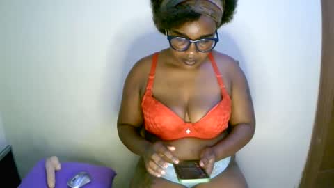 beautifulpeach2 online show from February 2, 11:07 am