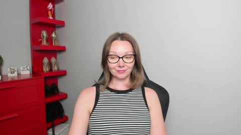 Zoe online show from May 25, 6:30 am