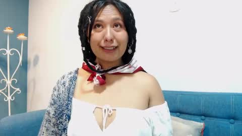 Becky online show from April 15, 12:08 pm