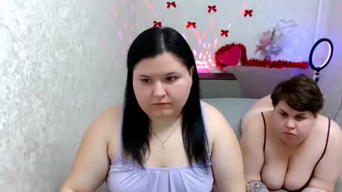 BeckyAndEllen online show from January 15, 6:29 pm