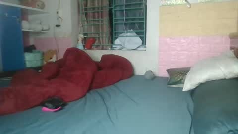 Snapshot of beebaby_xx chatting on September 25, 5:42 pm beebaby_xx online show from September 25, 5:42 pm