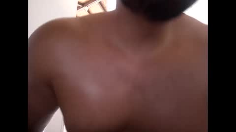 Snapshot of beefypecs_10 chatting on February 20, 5:52 pm Criss2fer online show from February 20, 5:52 pm