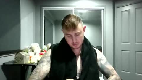 beelzebubxo online show from November 6, 10:07 am