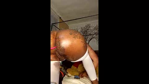 beencee2 online show from December 19, 1:06 pm