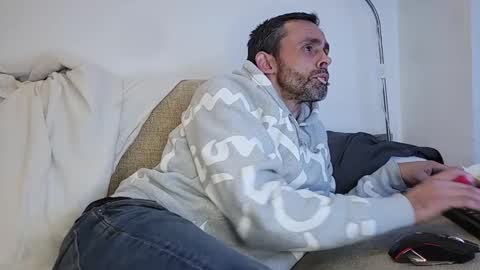 begbestuk online show from September 22, 2:59 am