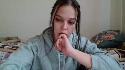 fuckharddadyback online show from April 15, 5:55 am