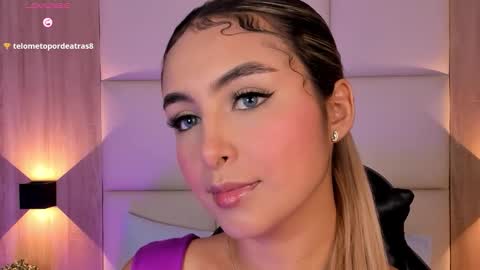 Bella cam online show from October 17, 8:02 pm