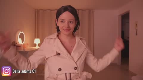 isabella online show from February 22, 6:28 am