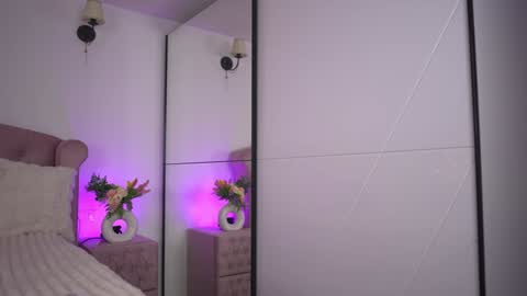 Emma  Bella online show from February 4, 10:57 pm