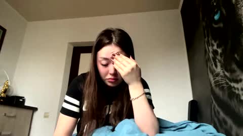 Hanna here Welcome  online show from April 8, 2:36 am