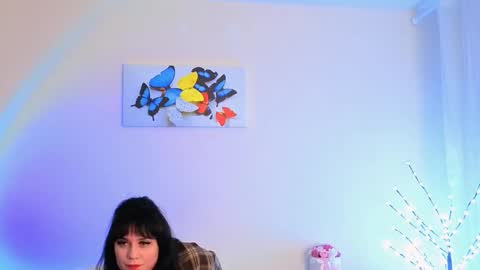 Bella online show from December 15, 9:44 pm