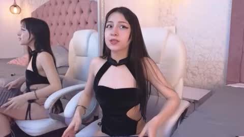 Snapshot of bella_kitty_ chatting on October 16, 4:23 am Bella online show from October 16, 4:23 am