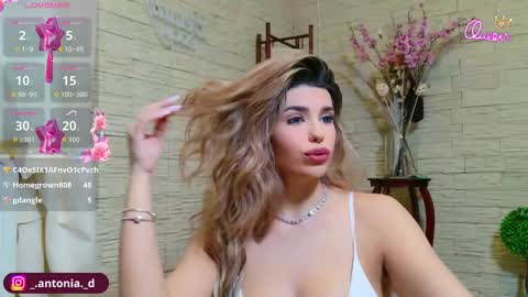 bella_posh online show from February 15, 12:37 pm