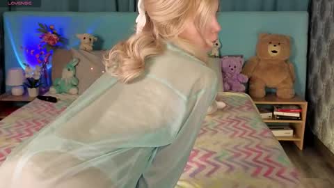 Bella online show from November 17, 12:46 am