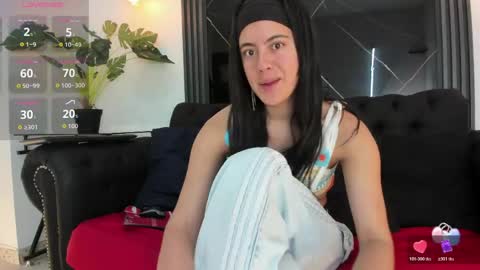 bella_stowgn online show from April 18, 7:07 pm