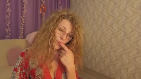 Bella online show from February 13, 4:21 pm