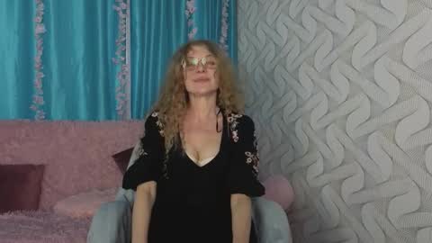 Bella online show from January 18, 1:53 pm