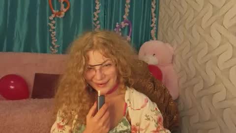 Bella online show from February 11, 4:11 pm