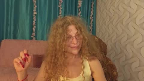 Bella online show from February 4, 3:49 pm