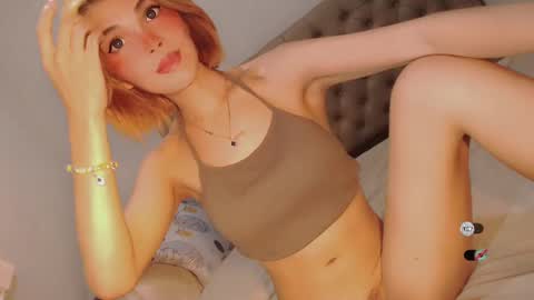 Bella online show from February 1, 8:37 pm