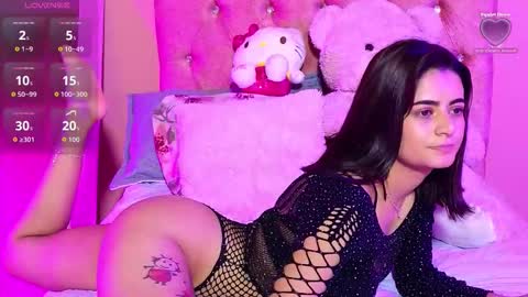 bella_thixx online show from October 2, 1:59 am