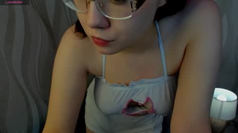 Snapshot of bella_wink chatting on October 15, 3:32 am Bella Wink online show from October 15, 3:32 am