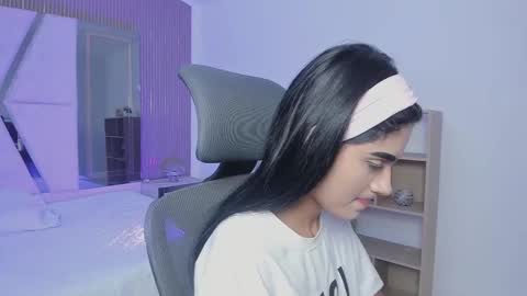 bellaastorm online show from October 2, 2:27 pm