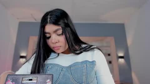 bellaboobs_ online show from November 23, 7:12 pm