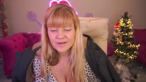 Bella online show from January 18, 2:48 pm